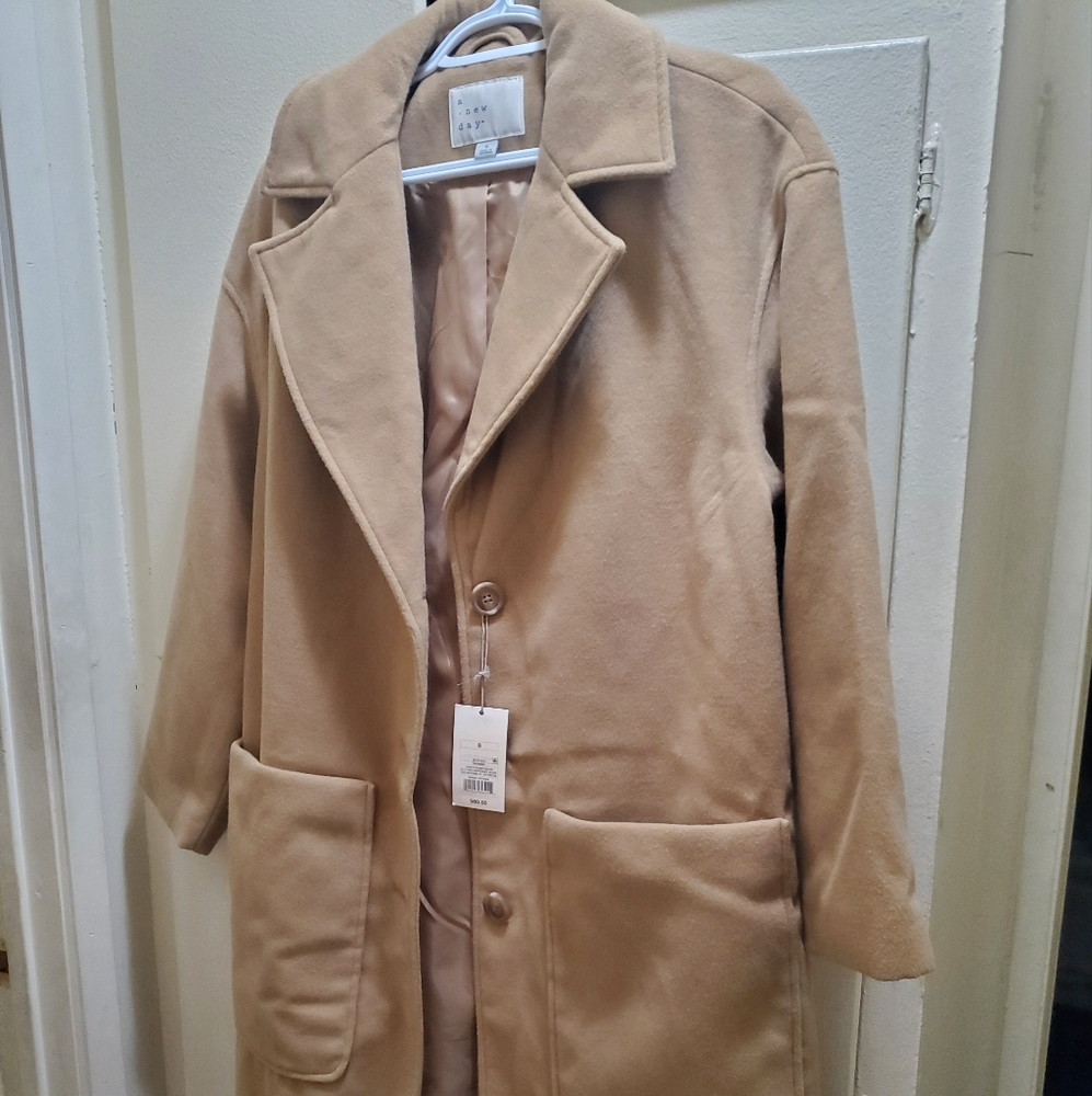 NWT Kaki coat S